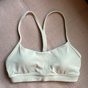 NWOT Lululemon Flow Y Bra Nulu